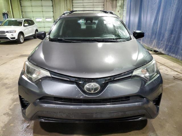 Photo 4 VIN: JTMZFREV0JJ160101 - TOYOTA RAV4 LE 