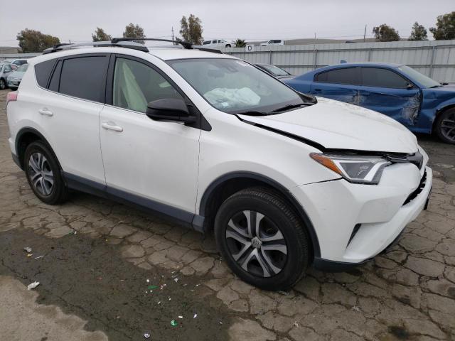 Photo 3 VIN: JTMZFREV0JJ172457 - TOYOTA RAV4 LE 