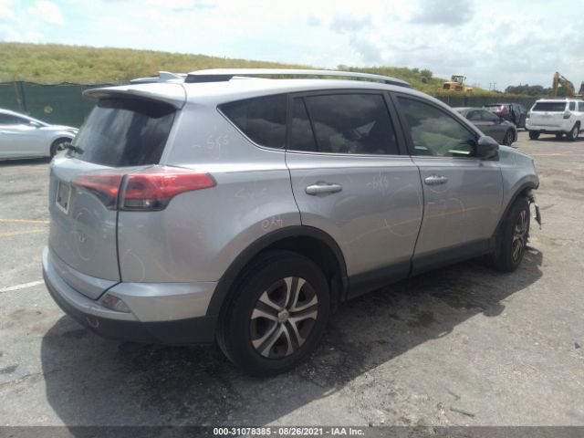 Photo 3 VIN: JTMZFREV0JJ174676 - TOYOTA RAV4 