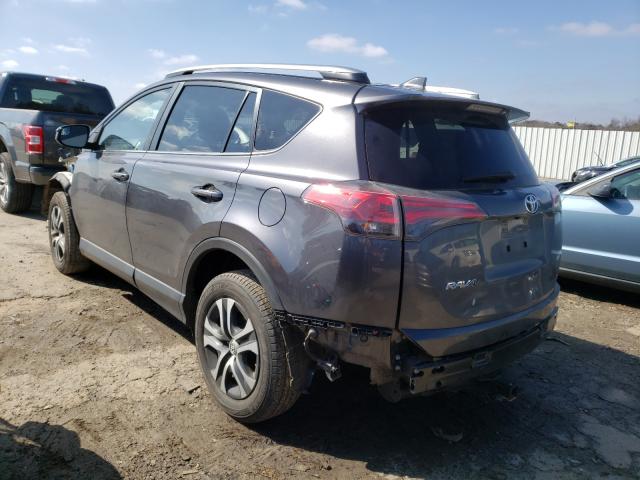 Photo 2 VIN: JTMZFREV0JJ211161 - TOYOTA RAV4 LE 