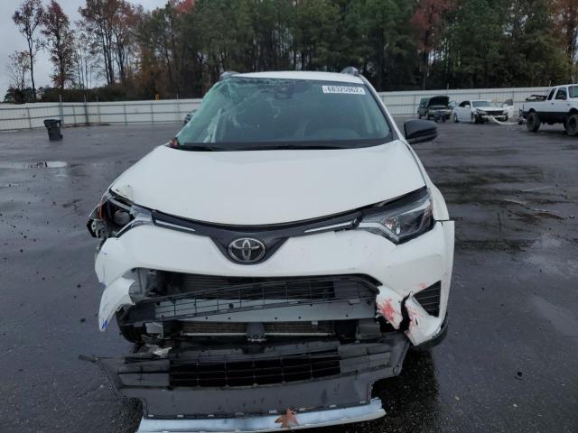 Photo 4 VIN: JTMZFREV0JJ728332 - TOYOTA RAV4 LE 