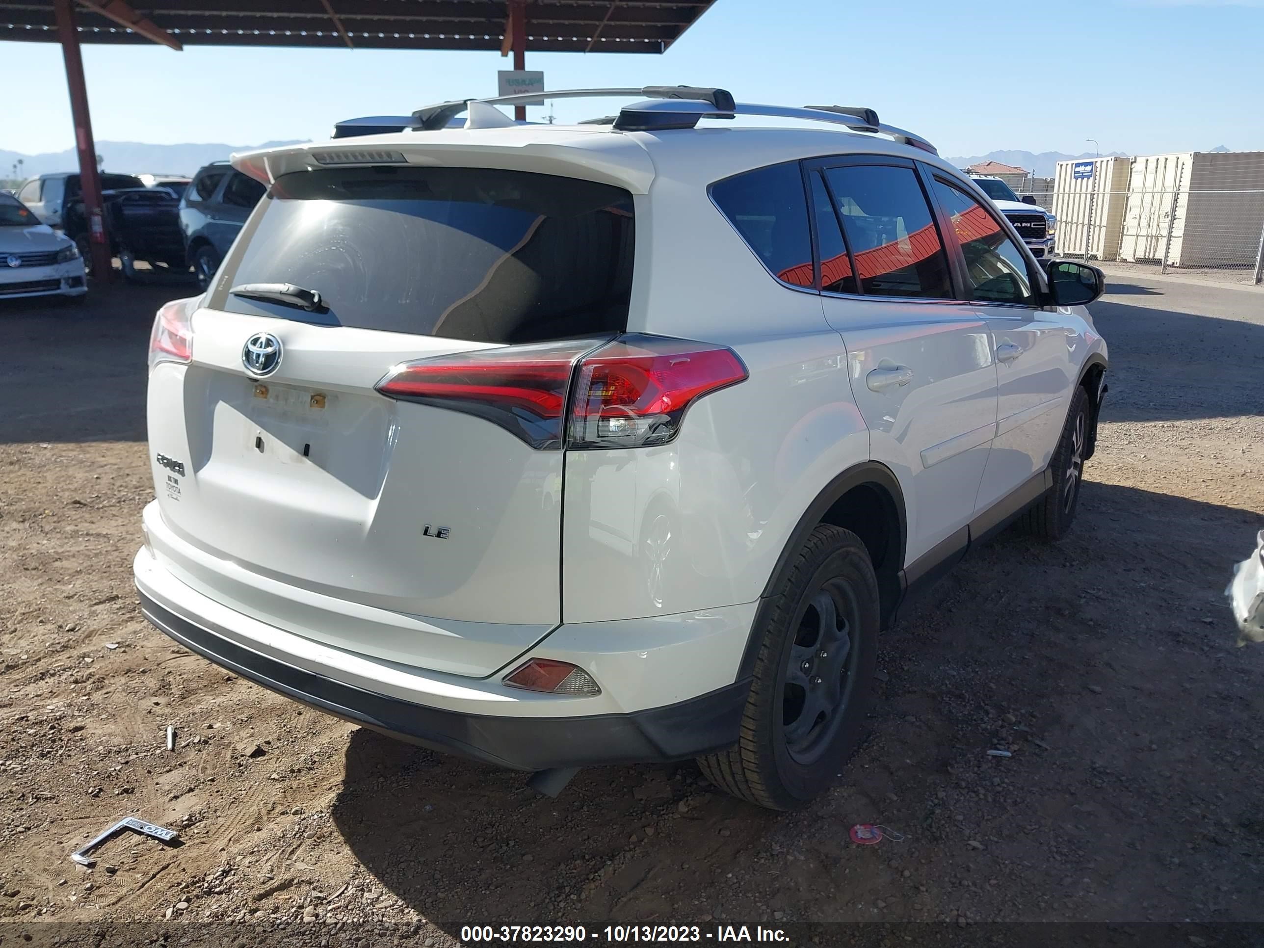 Photo 3 VIN: JTMZFREV1GJ099821 - TOYOTA RAV 4 