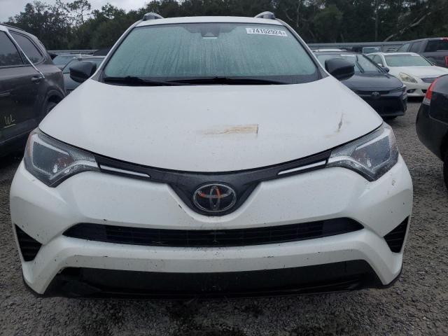 Photo 4 VIN: JTMZFREV1HJ133550 - TOYOTA RAV4 LE 