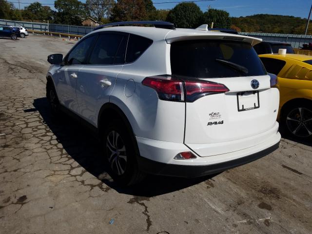 Photo 2 VIN: JTMZFREV1JJ747570 - TOYOTA RAV4 LE 