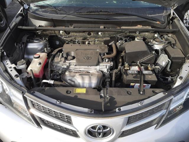 Photo 6 VIN: JTMZFREV2FJ032417 - TOYOTA RAV4 LE 