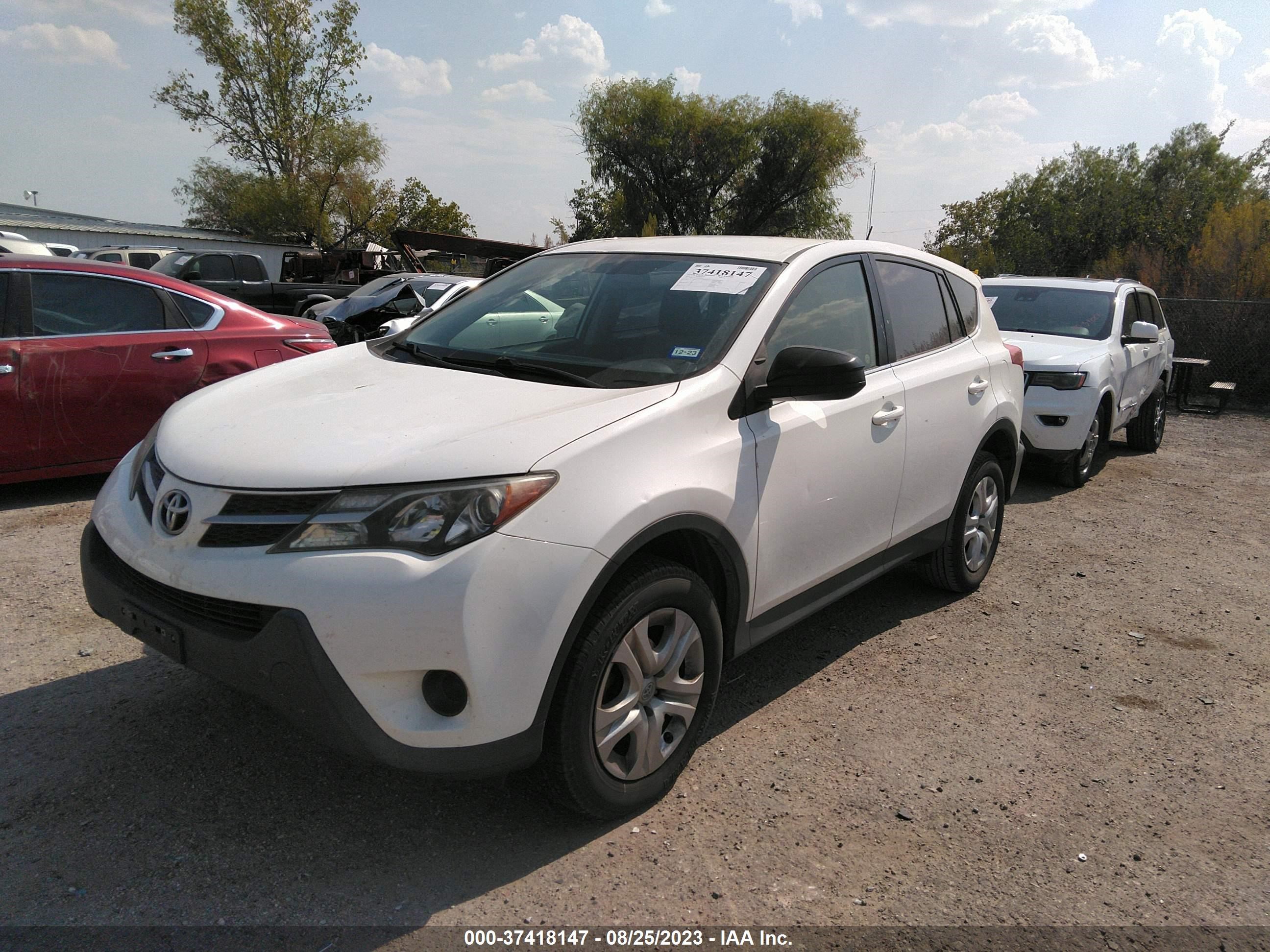 Photo 1 VIN: JTMZFREV2FJ035091 - TOYOTA RAV 4 