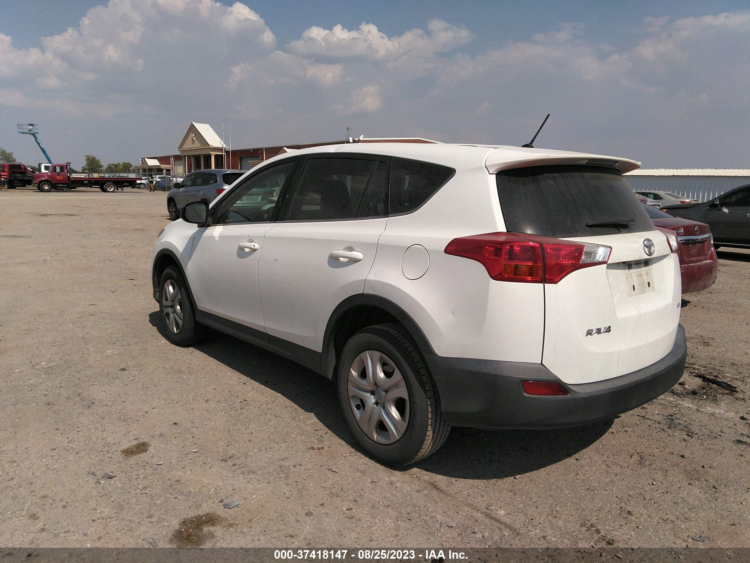 Photo 2 VIN: JTMZFREV2FJ035091 - TOYOTA RAV 4 