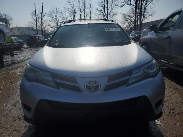 Photo 4 VIN: JTMZFREV2FJ050870 - TOYOTA RAV4 