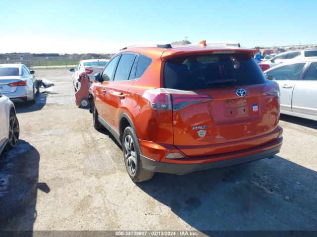 Photo 2 VIN: JTMZFREV2GJ085538 - TOYOTA RAV4 