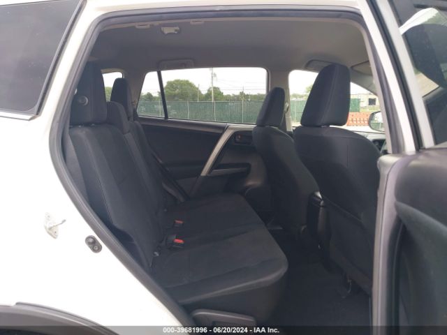 Photo 7 VIN: JTMZFREV2GJ094787 - TOYOTA RAV4 