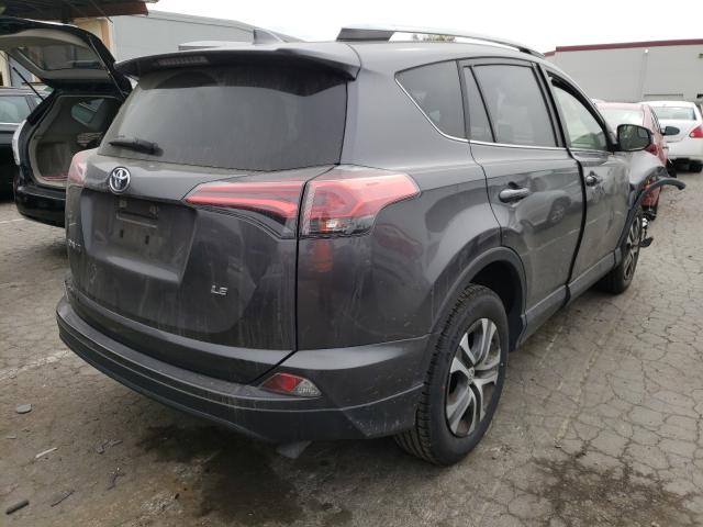 Photo 3 VIN: JTMZFREV2JJ211260 - TOYOTA RAV4 LE 