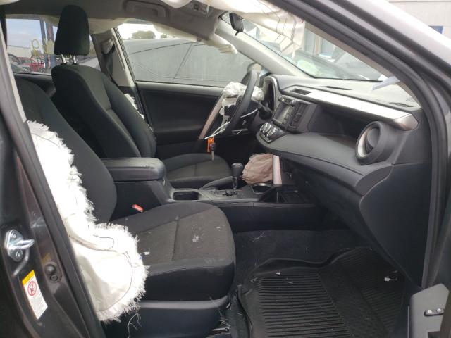 Photo 4 VIN: JTMZFREV2JJ211260 - TOYOTA RAV4 LE 