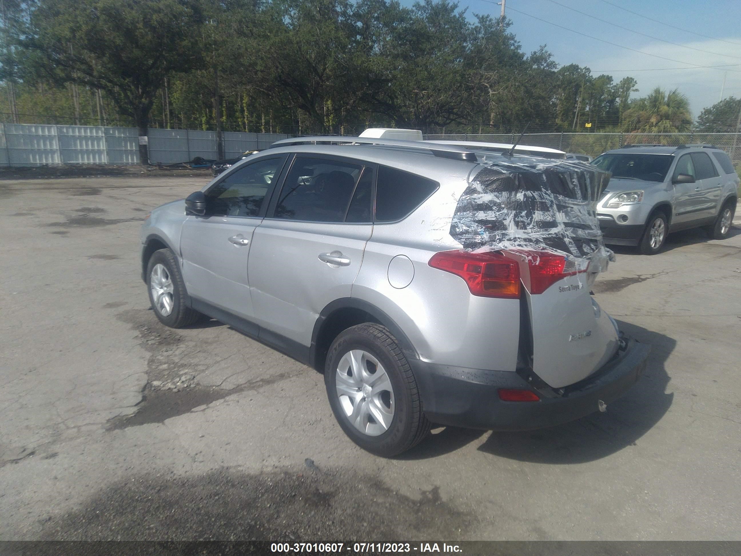 Photo 2 VIN: JTMZFREV3D5017544 - TOYOTA RAV 4 