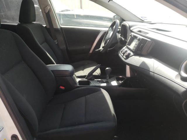 Photo 4 VIN: JTMZFREV3HJ114997 - TOYOTA RAV4 LE 