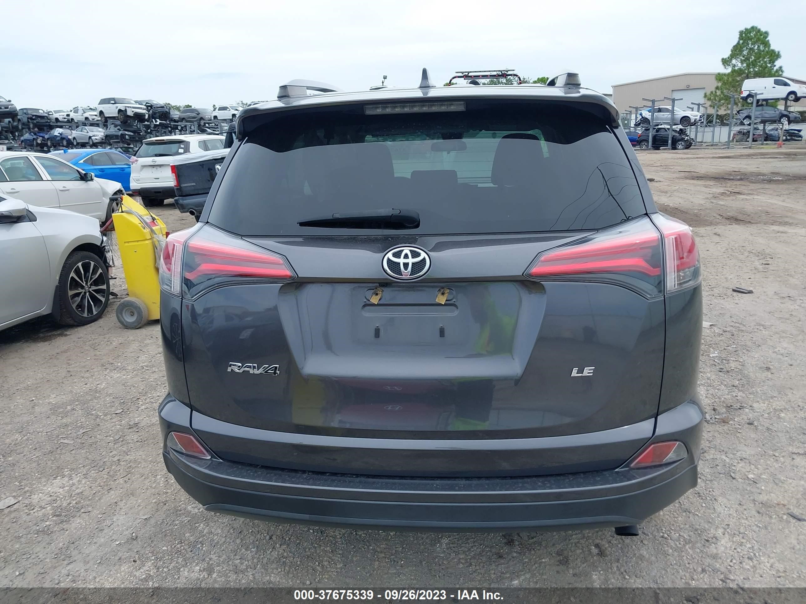 Photo 15 VIN: JTMZFREV3HJ702348 - TOYOTA RAV 4 