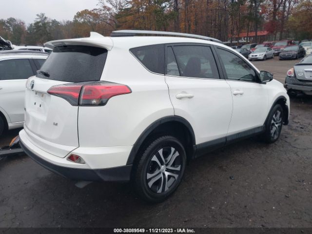 Photo 3 VIN: JTMZFREV3JJ185414 - TOYOTA RAV4 