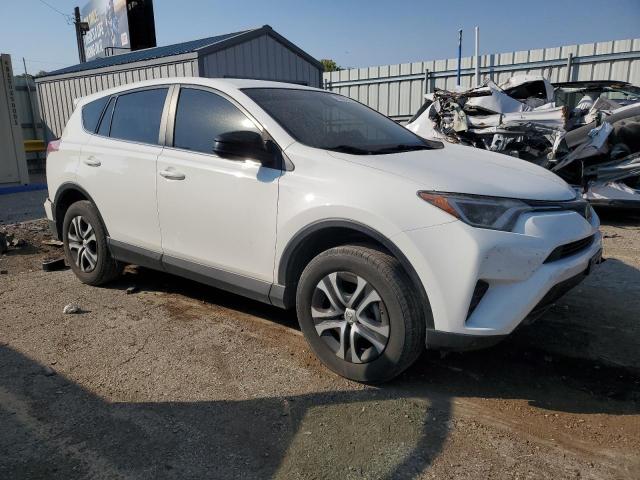 Photo 3 VIN: JTMZFREV3JJ733671 - TOYOTA RAV4 LE 