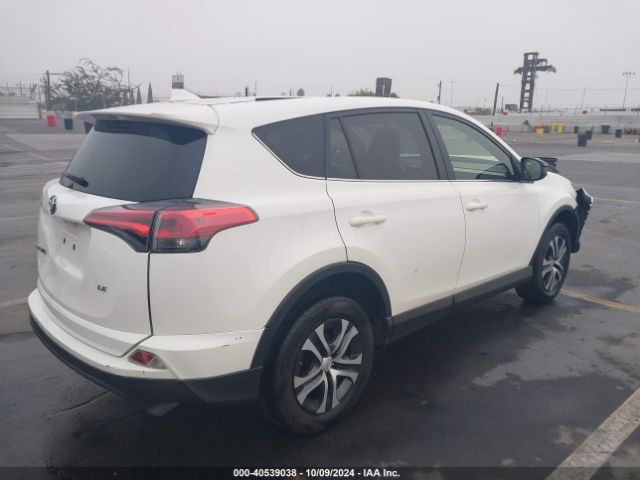 Photo 3 VIN: JTMZFREV3JJ743035 - TOYOTA RAV4 