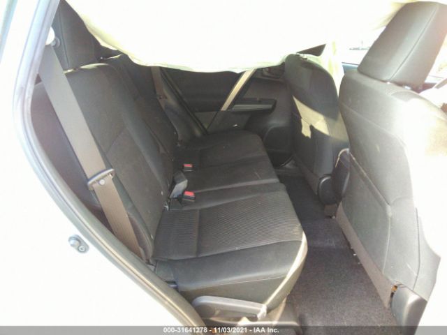 Photo 7 VIN: JTMZFREV3JJ743780 - TOYOTA RAV4 