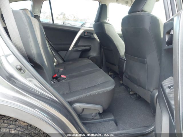 Photo 7 VIN: JTMZFREV4FJ048327 - TOYOTA RAV4 