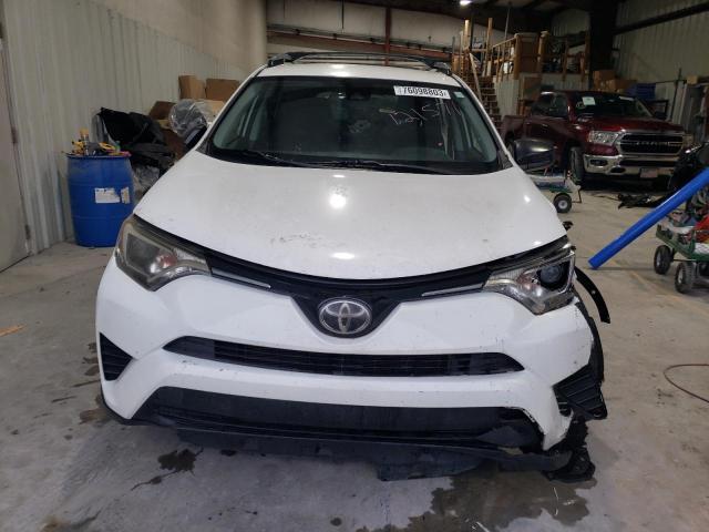 Photo 4 VIN: JTMZFREV4HJ121571 - TOYOTA RAV4 