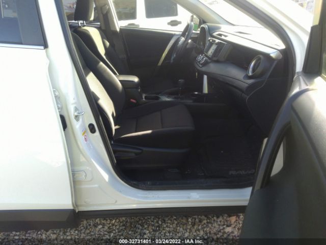 Photo 4 VIN: JTMZFREV4HJ140766 - TOYOTA RAV4 