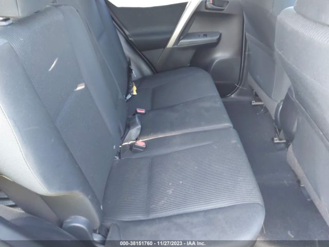 Photo 7 VIN: JTMZFREV4HJ710989 - TOYOTA RAV4 