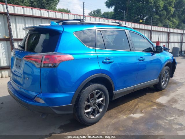 Photo 3 VIN: JTMZFREV4JJ154933 - TOYOTA RAV4 