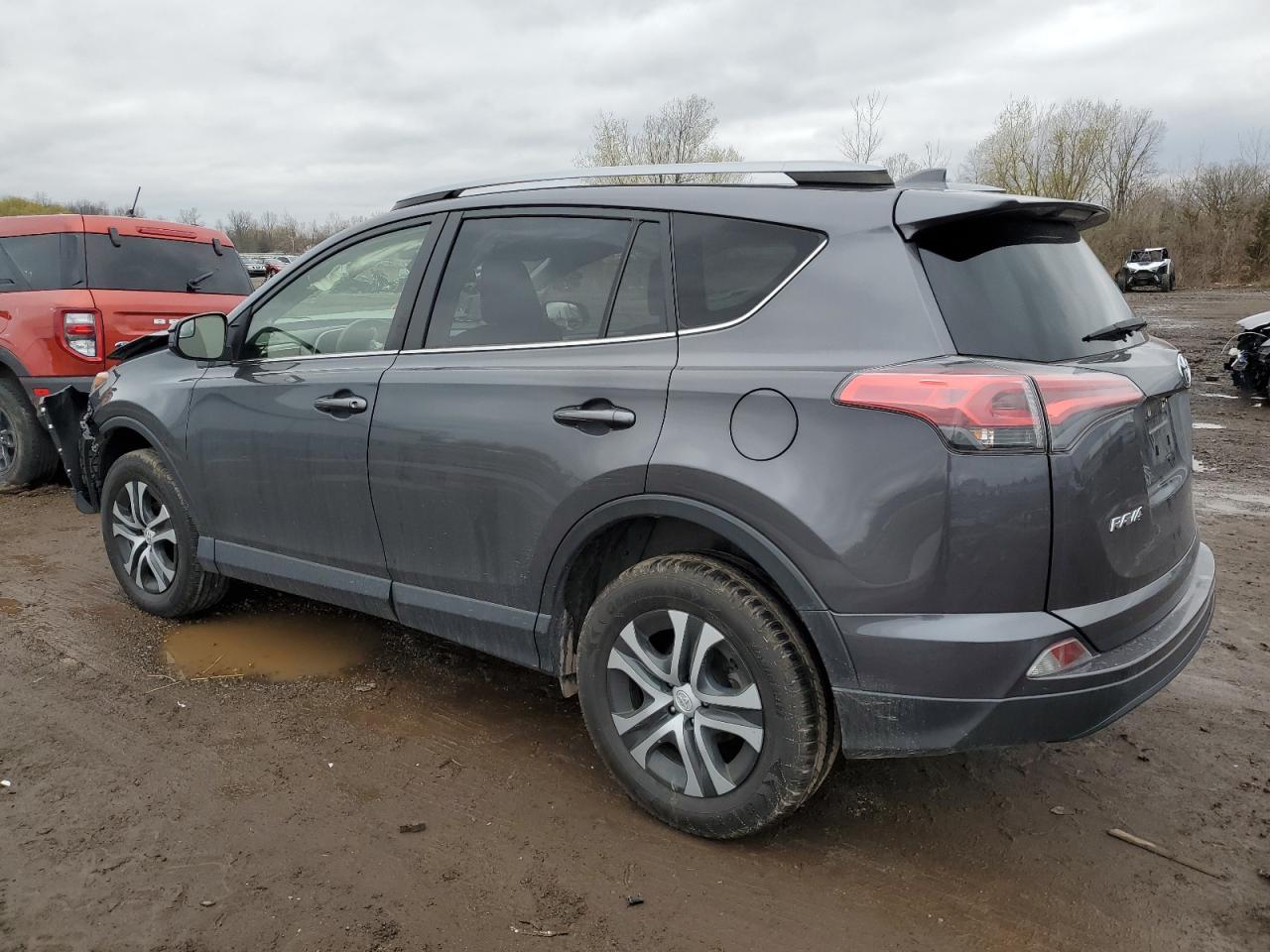 Photo 1 VIN: JTMZFREV4JJ192114 - TOYOTA RAV 4 