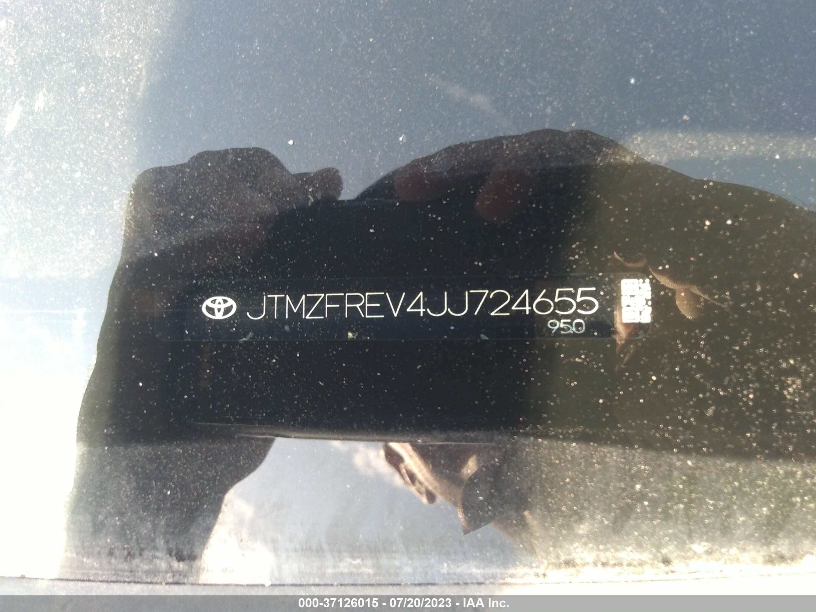 Photo 8 VIN: JTMZFREV4JJ724655 - TOYOTA RAV 4 