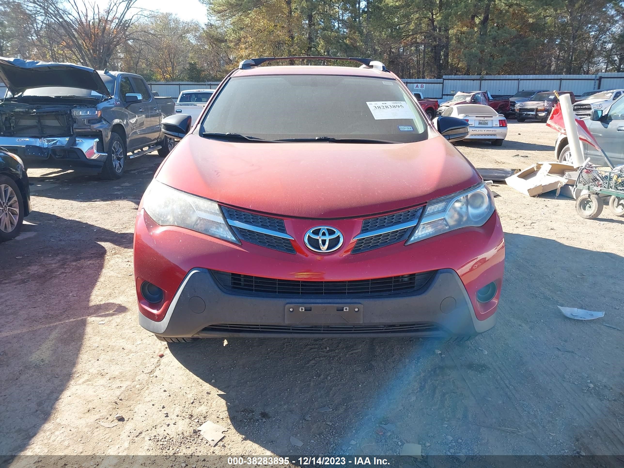 Photo 12 VIN: JTMZFREV5EJ000155 - TOYOTA RAV 4 