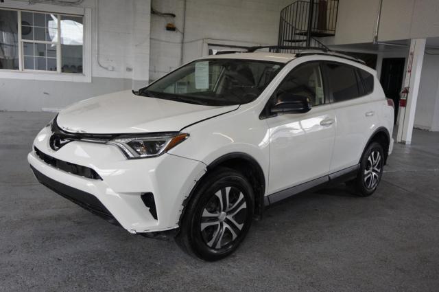 Photo 1 VIN: JTMZFREV5GJ097389 - TOYOTA RAV4 LE 