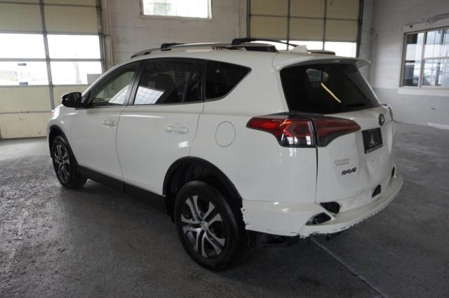 Photo 3 VIN: JTMZFREV5GJ097389 - TOYOTA RAV4 LE 