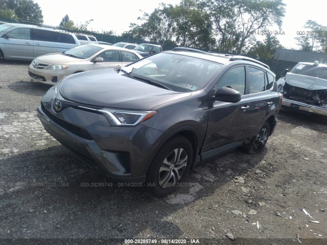 Photo 1 VIN: JTMZFREV5HJ708703 - TOYOTA RAV4 