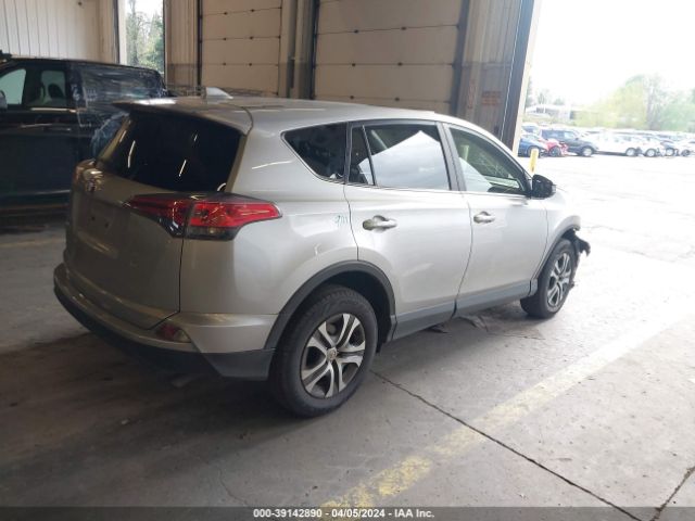 Photo 3 VIN: JTMZFREV5JJ173152 - TOYOTA RAV4 