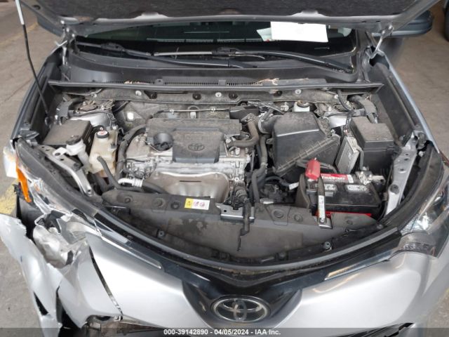 Photo 9 VIN: JTMZFREV5JJ173152 - TOYOTA RAV4 