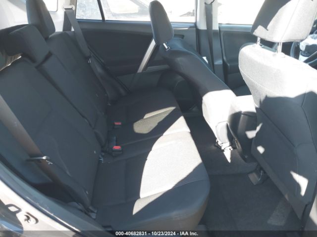 Photo 7 VIN: JTMZFREV5JJ730903 - TOYOTA RAV4 