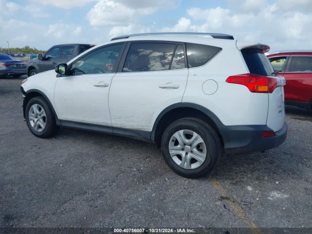 Photo 2 VIN: JTMZFREV6FD056346 - TOYOTA RAV4 