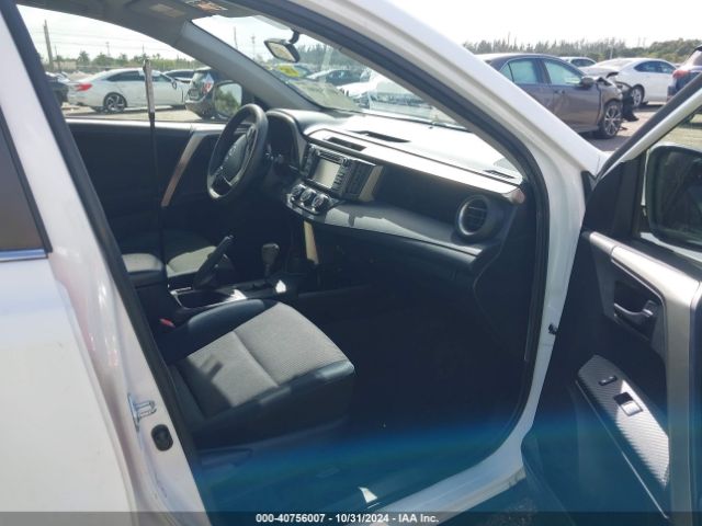 Photo 4 VIN: JTMZFREV6FD056346 - TOYOTA RAV4 