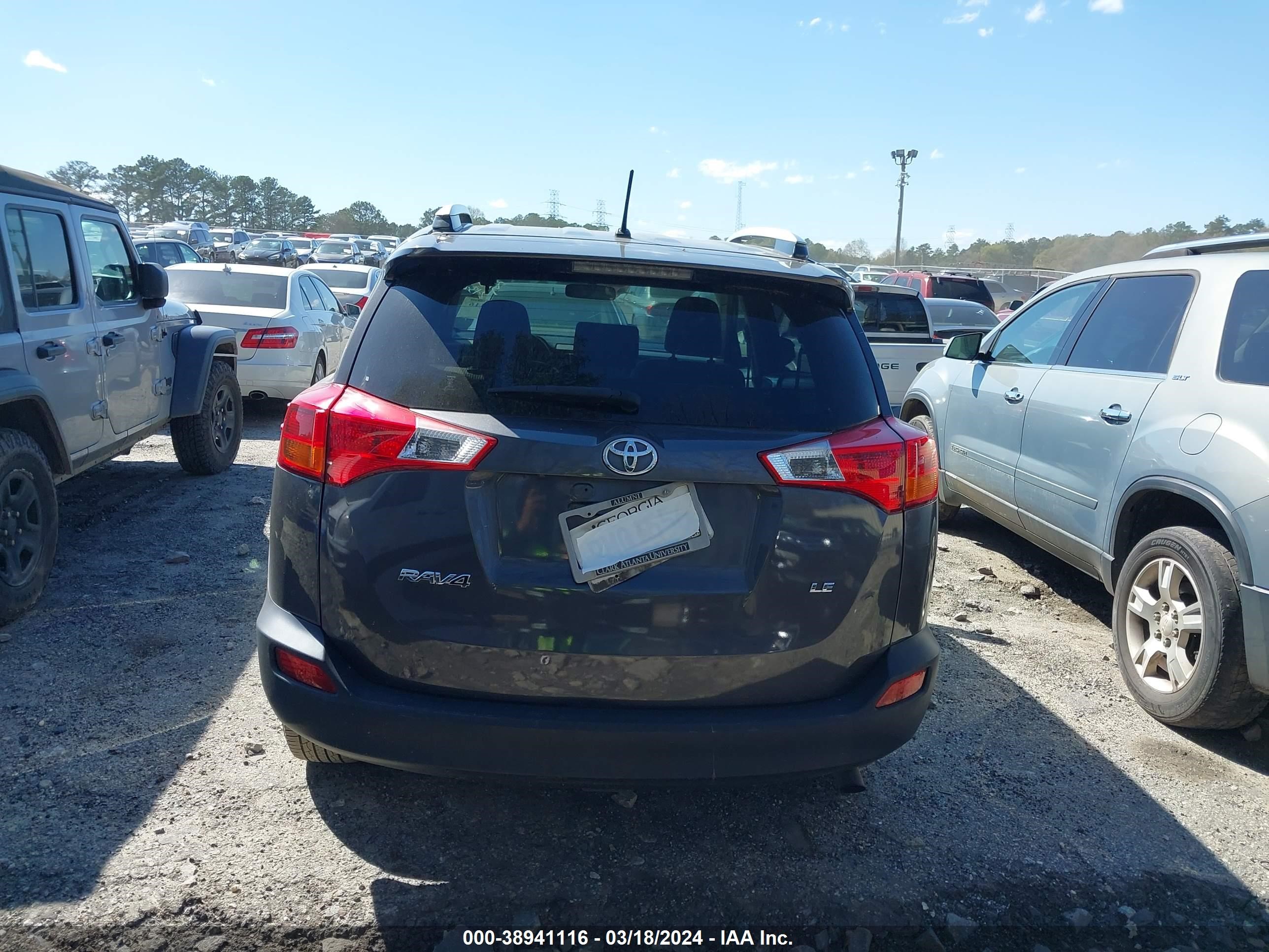 Photo 15 VIN: JTMZFREV6FD063622 - TOYOTA RAV 4 