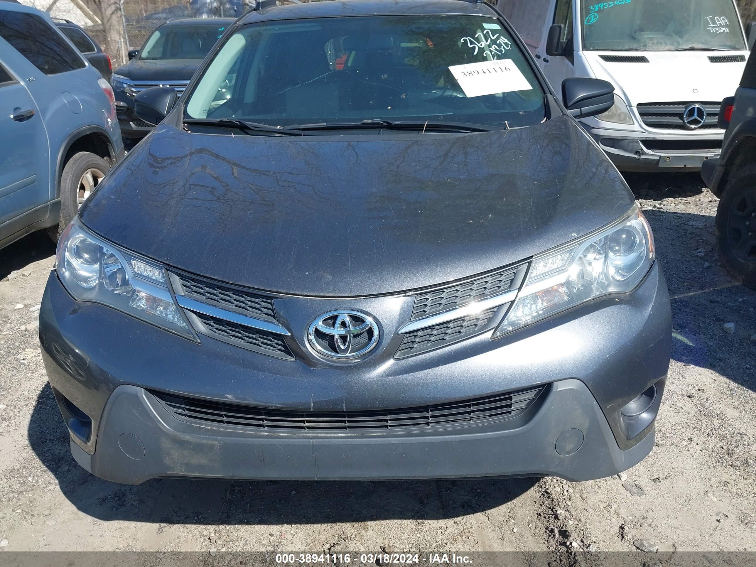 Photo 5 VIN: JTMZFREV6FD063622 - TOYOTA RAV 4 