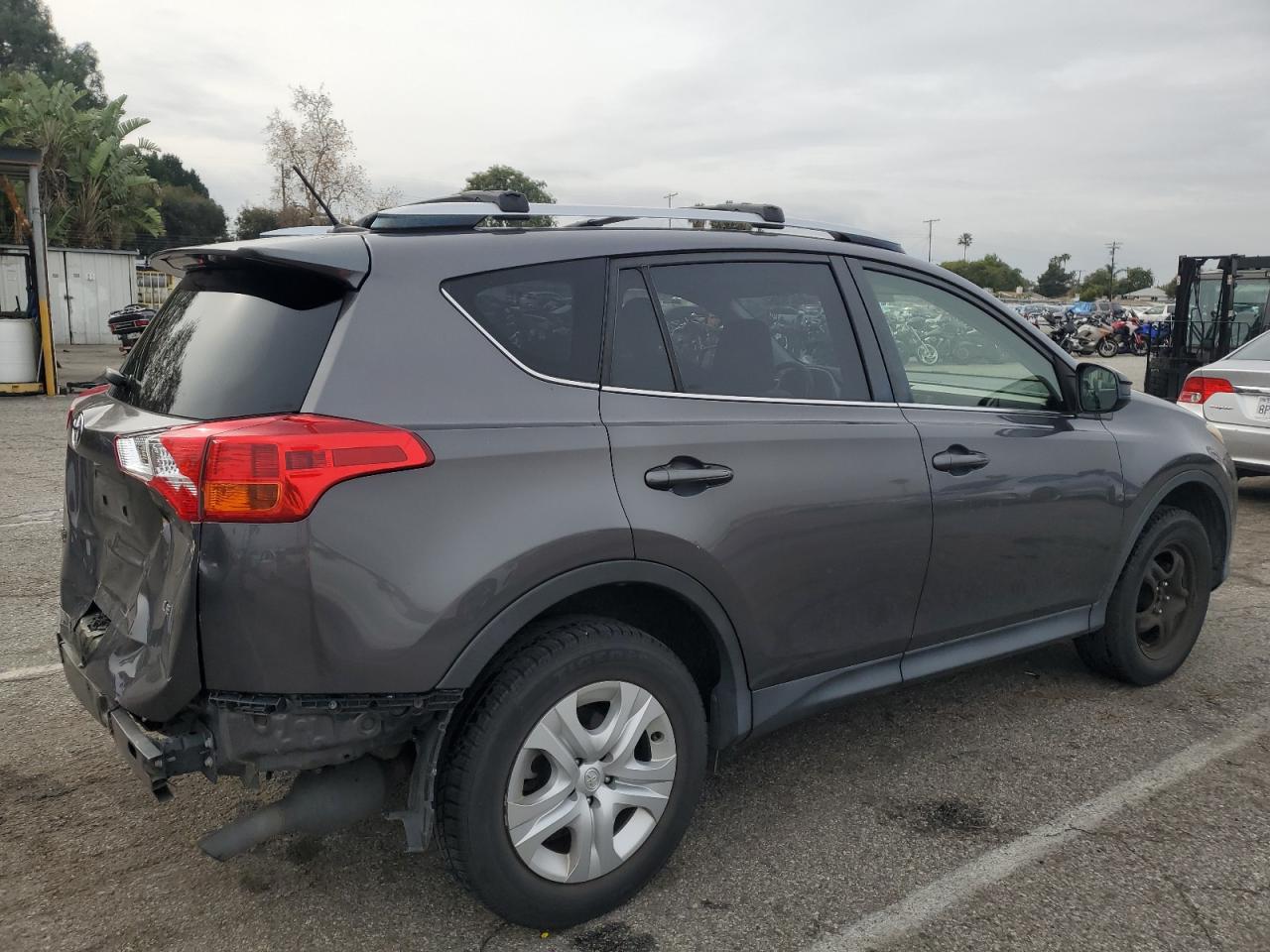 Photo 2 VIN: JTMZFREV6FJ027446 - TOYOTA RAV 4 