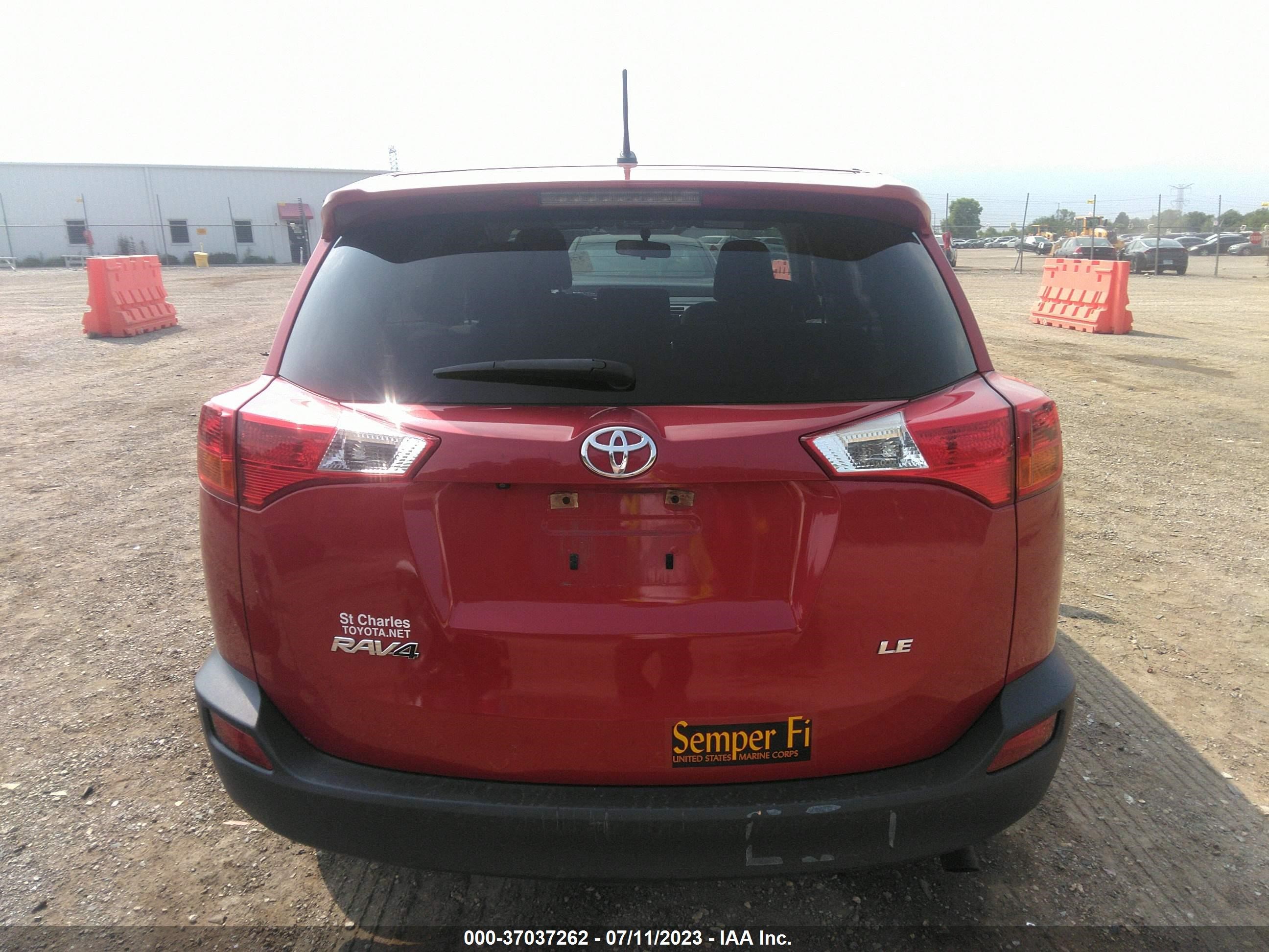 Photo 15 VIN: JTMZFREV6FJ045350 - TOYOTA RAV 4 