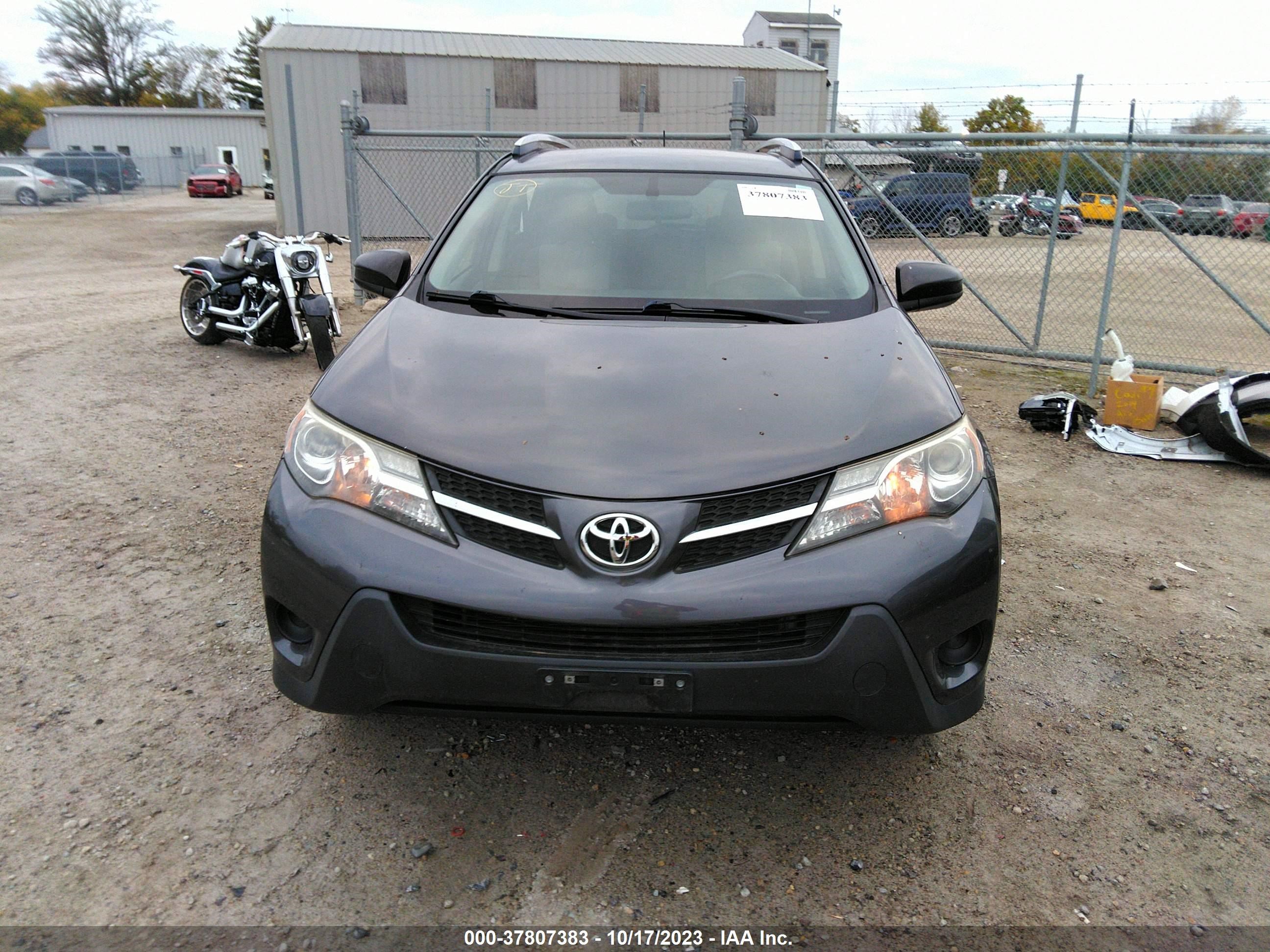 Photo 12 VIN: JTMZFREV6FJ049026 - TOYOTA RAV 4 