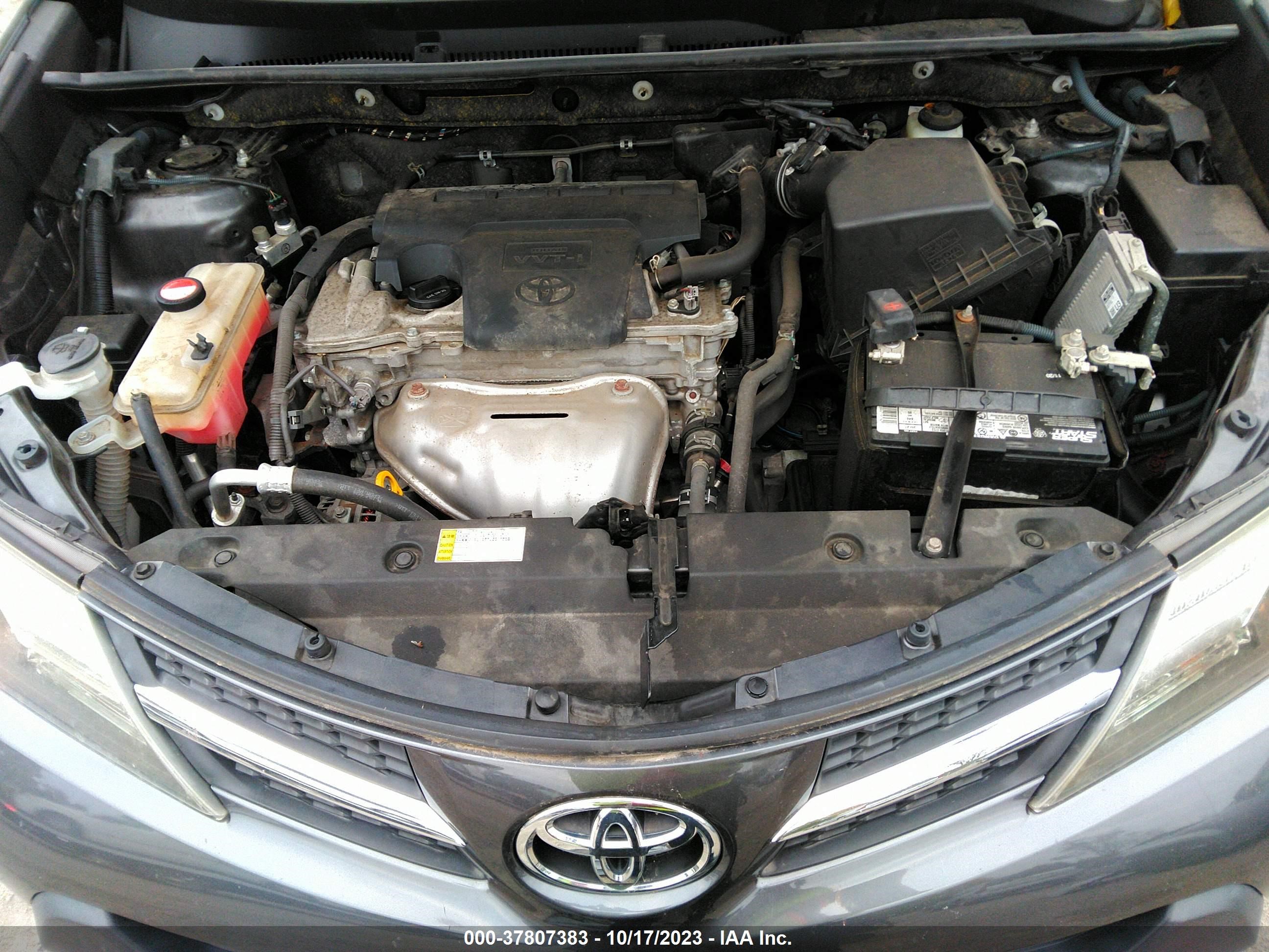 Photo 9 VIN: JTMZFREV6FJ049026 - TOYOTA RAV 4 