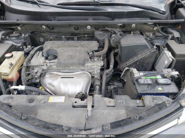 Photo 9 VIN: JTMZFREV6GJ061033 - TOYOTA RAV4 