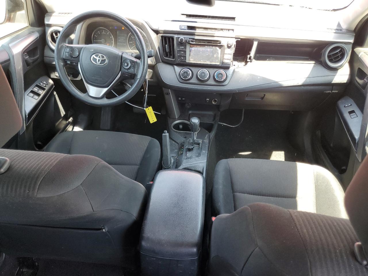 Photo 7 VIN: JTMZFREV6HJ140073 - TOYOTA RAV 4 