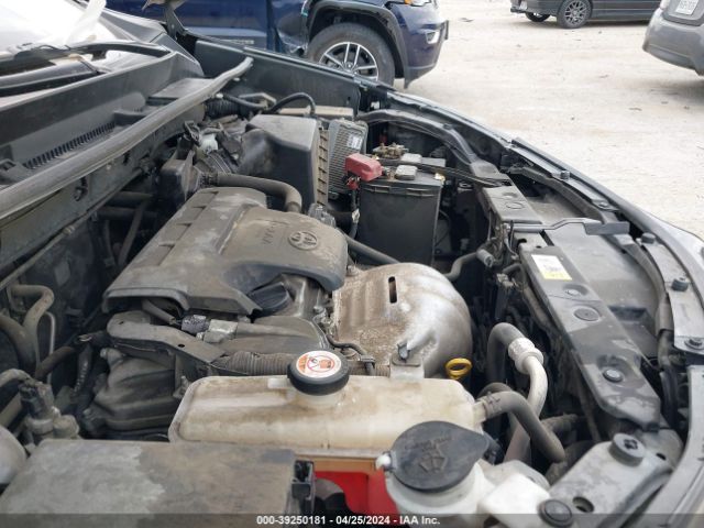 Photo 9 VIN: JTMZFREV6HJ702215 - TOYOTA RAV4 