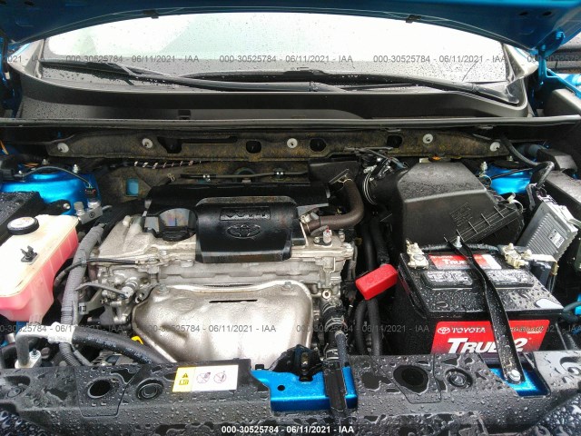 Photo 9 VIN: JTMZFREV6HJ705504 - TOYOTA RAV4 