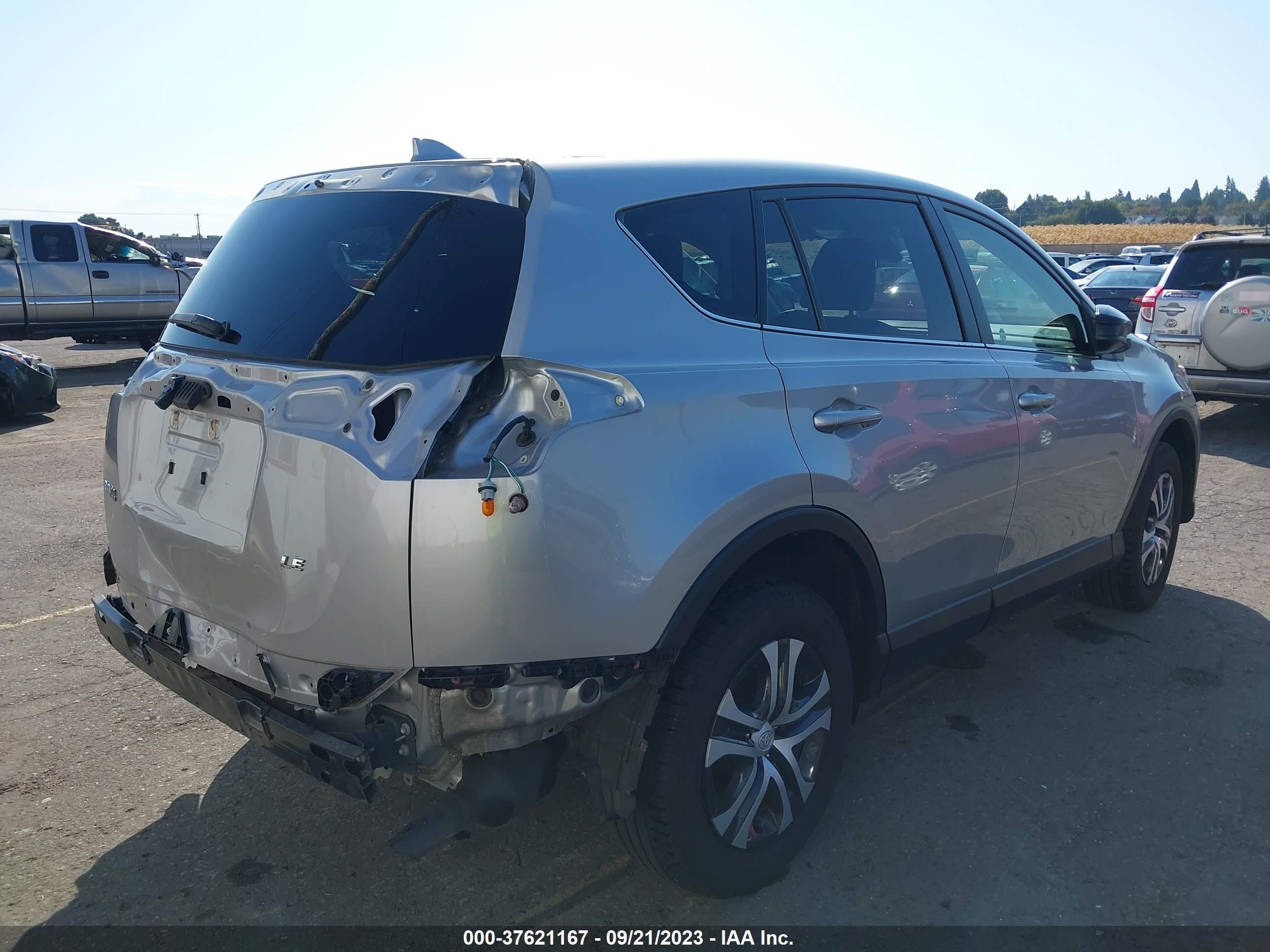 Photo 3 VIN: JTMZFREV6JJ175606 - TOYOTA RAV 4 